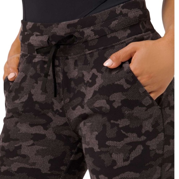 NWT LULULEMON Ready to Rulu Jacquard Heritage Camo Lunar Rock Joggers Size 2 - Picture 10 of 12
